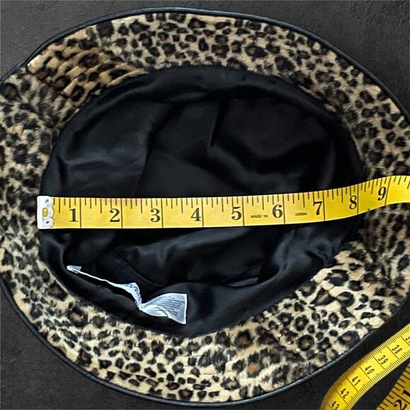 Vintage Betmar New York Leopard Bucket Hat Faux Fur - Picture 7 of 8